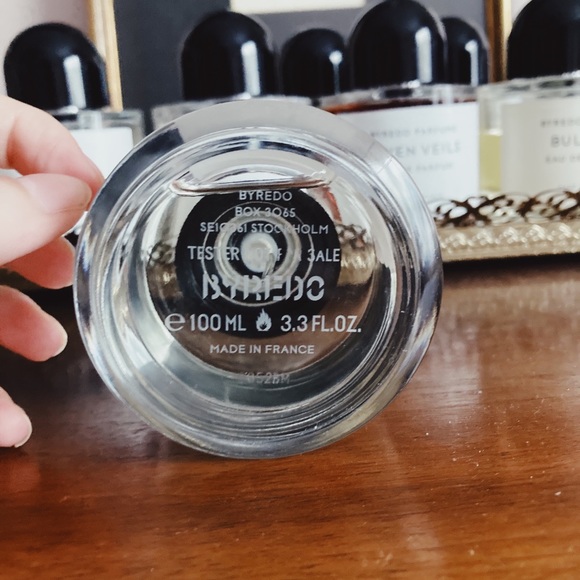 Byredo Lil Fleur Perfume - Picture 3 of 3